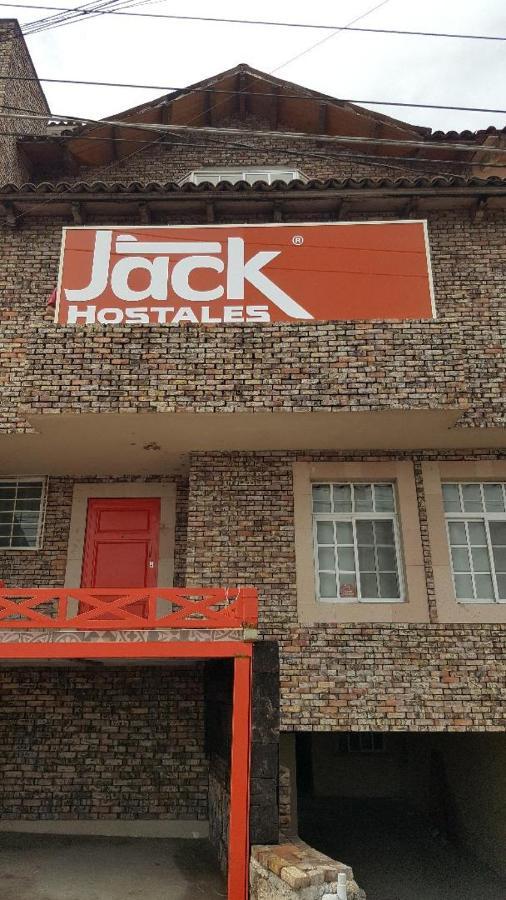 Jack Hostales レオン エクステリア 写真